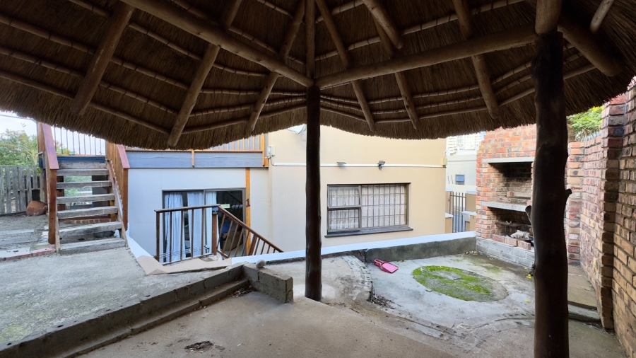 5 Bedroom Property for Sale in Strand North Western Cape